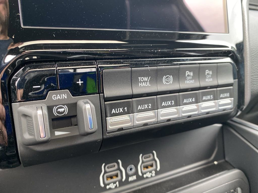 New 2026 RAM 2500 Laramie w/ Night Edition image 30