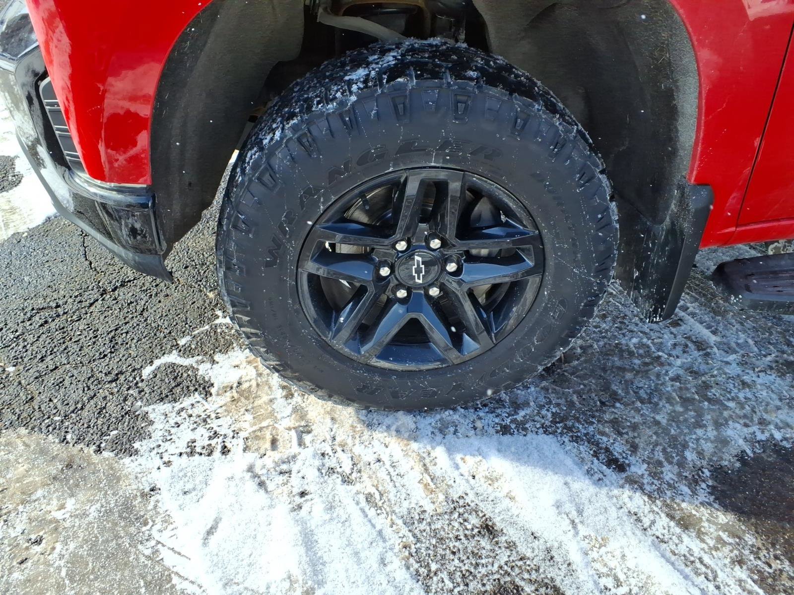 Certified 2022 Chevrolet Silverado 1500 LT Trail Boss image 10