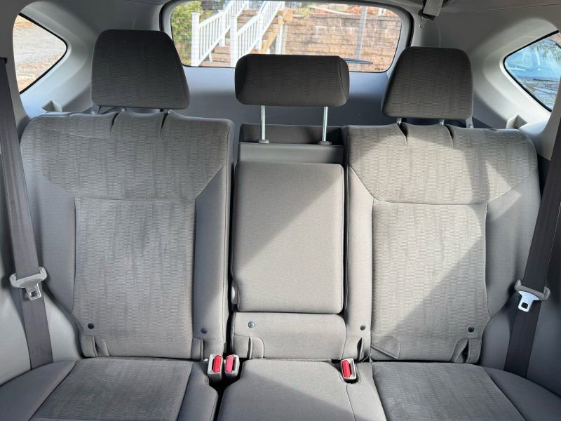 Used 2014 Honda CR-V LX image 21