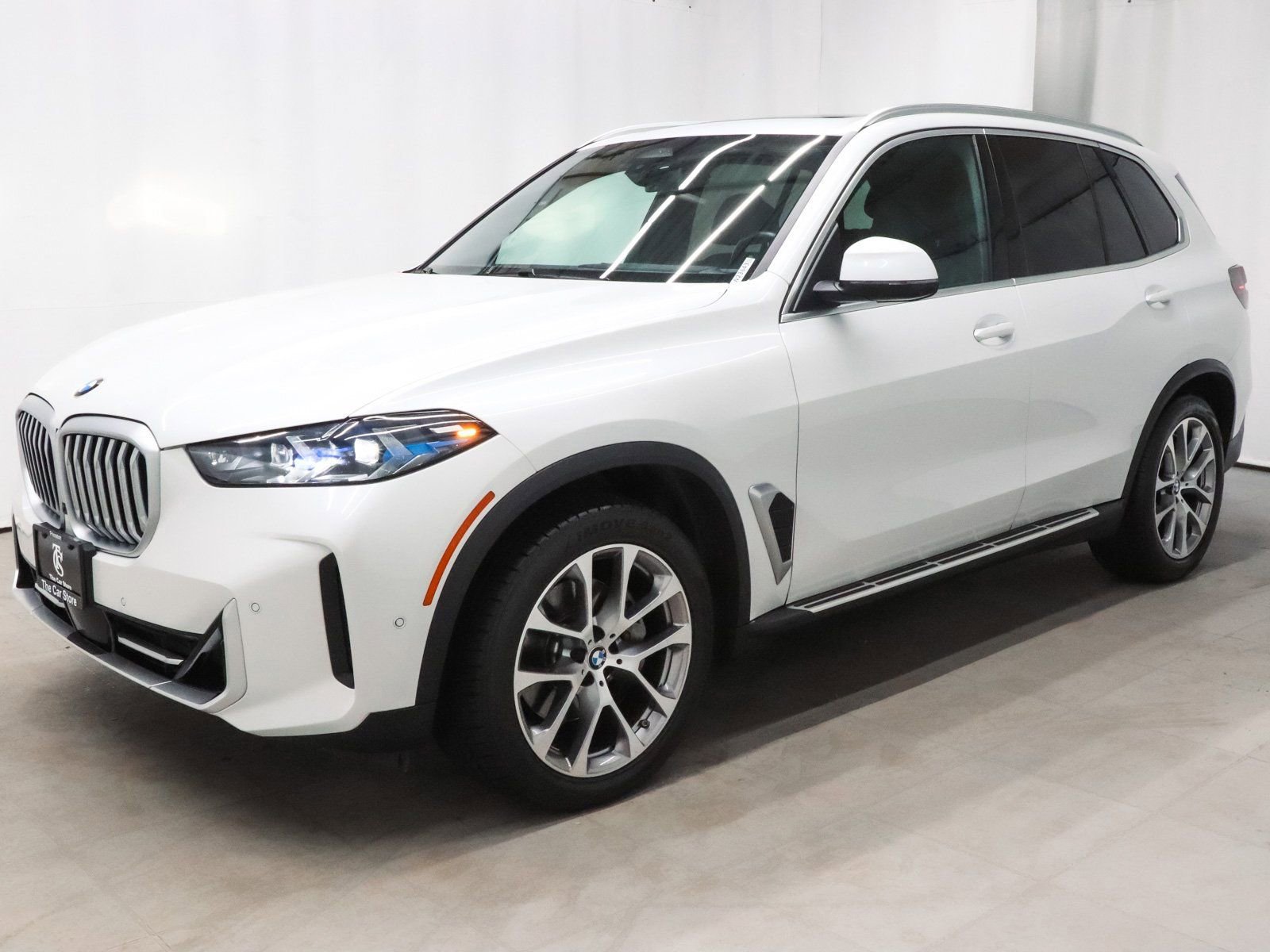 Used 2025 BMW X5 xDrive40i image 3