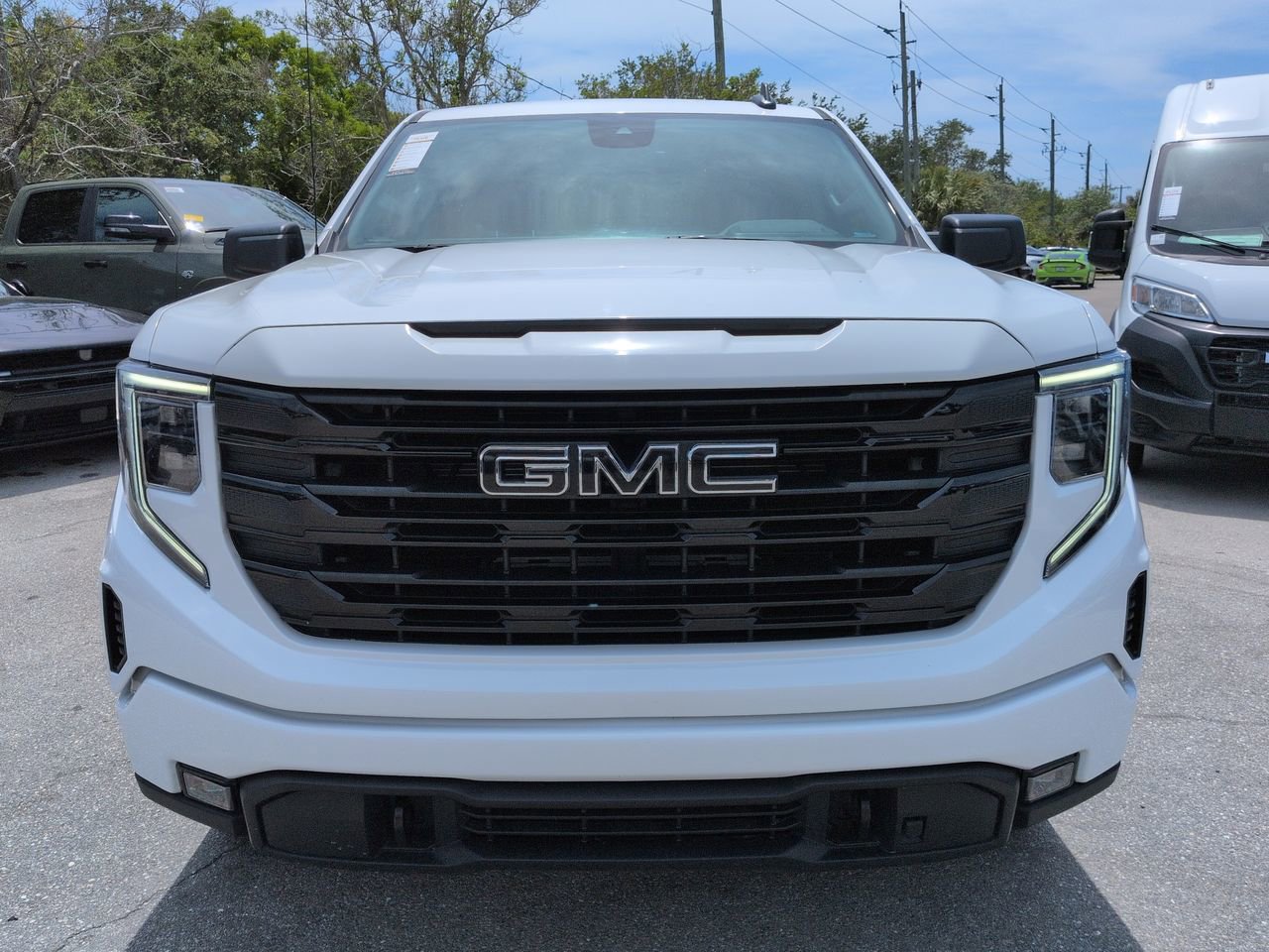 Used 2024 GMC Sierra 1500 Elevation w/ LPO, Elevation Black Package AWD/4WD image 3