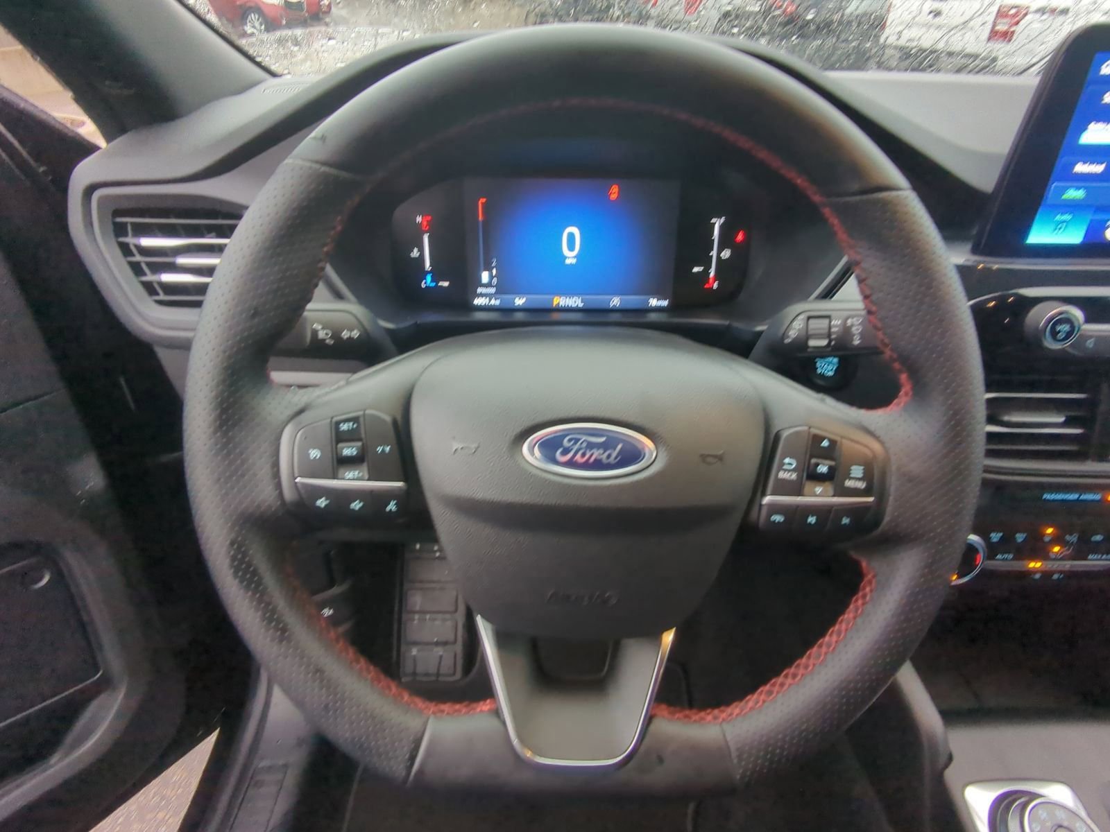 Used 2025 Ford Escape ST-Line image 25