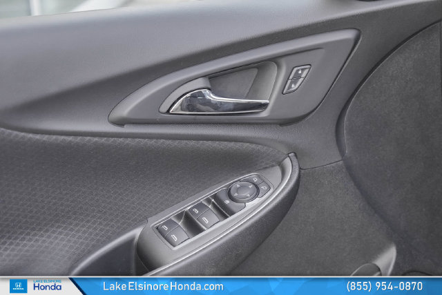 Used 2023 Chevrolet Malibu LT FWD image 13