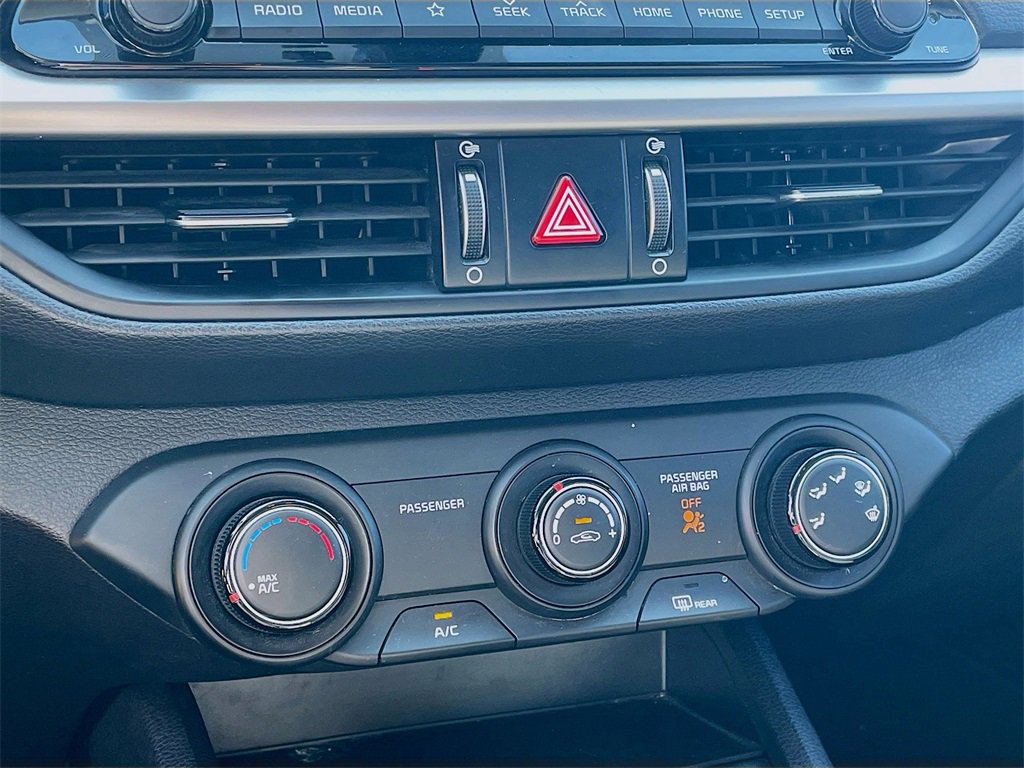 Used 2021 Kia Forte LXS image 17