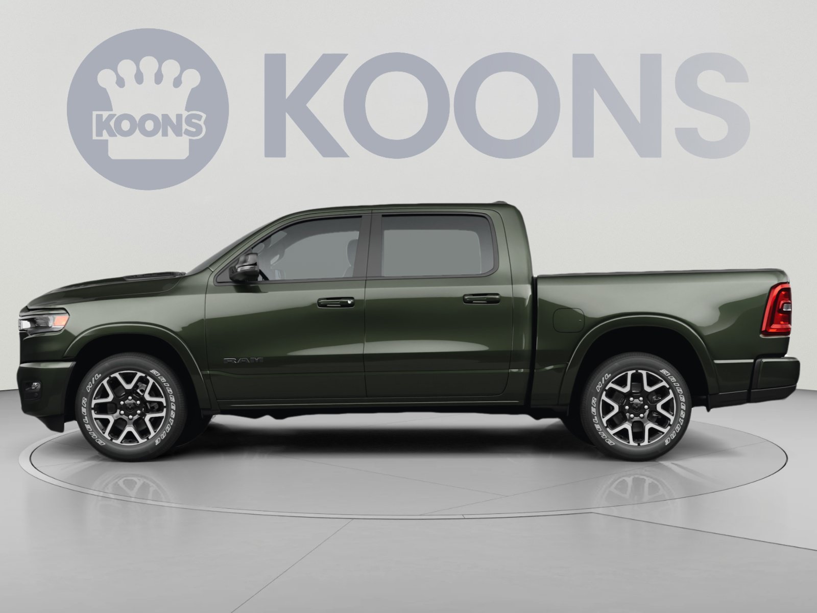 Used 2026 RAM 1500 Laramie AWD/4WD image 2
