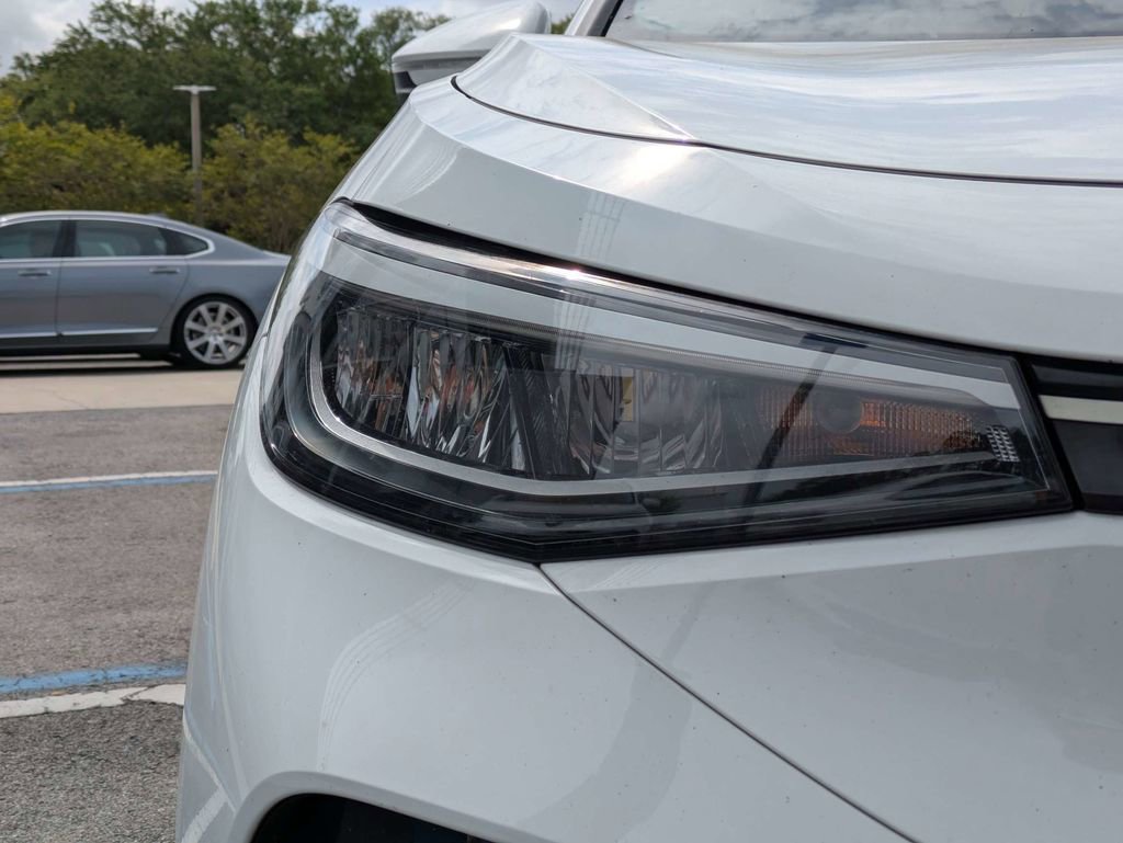 Certified 2023 Volkswagen ID.4 Pro image 10