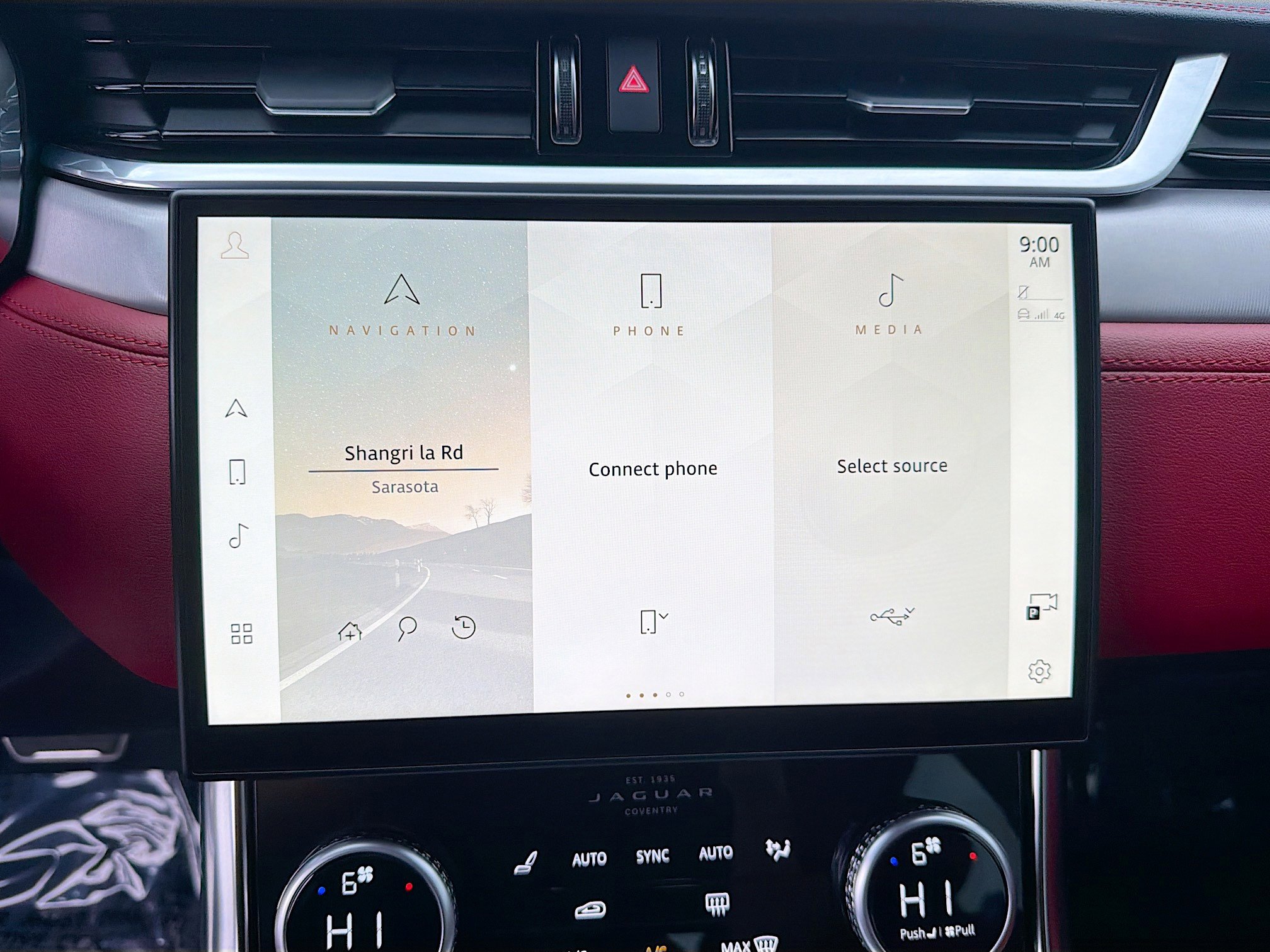 Used 2024 Jaguar XF R-Dynamic SE image 32