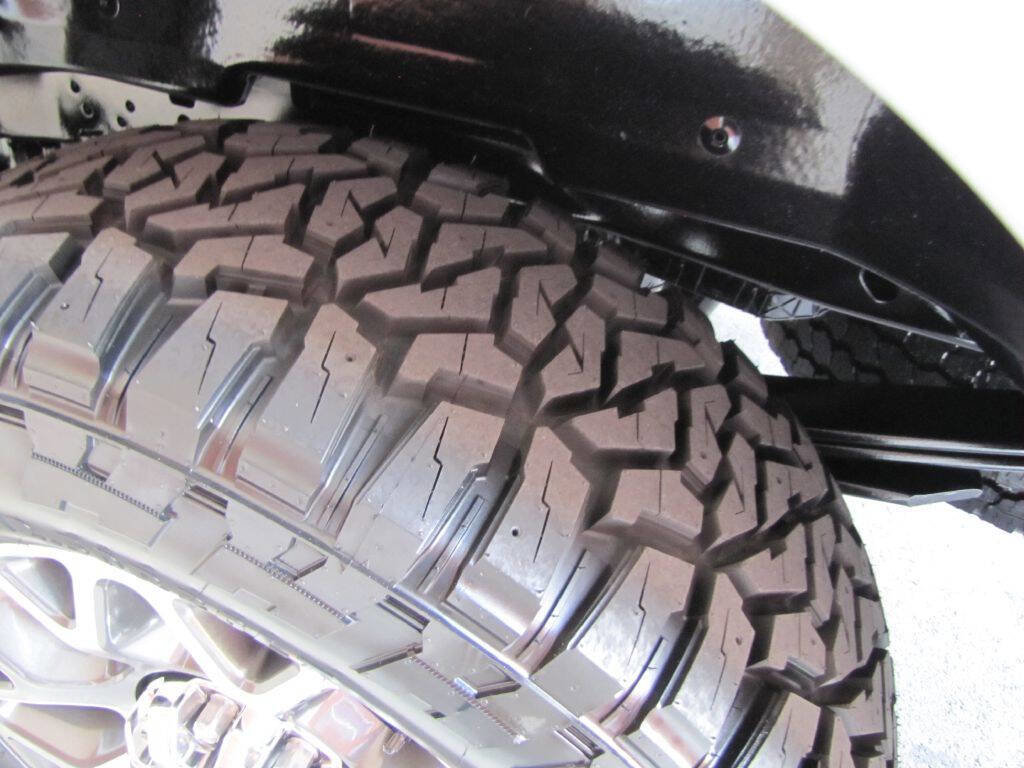 Used 2022 Ford F250 XLT w/ Black Appearance Package image 33