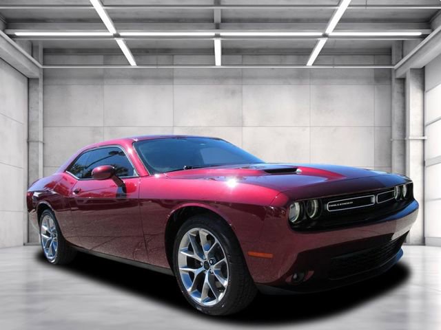 Used 2020 Dodge Challenger SXT w/ Plus Package image 1