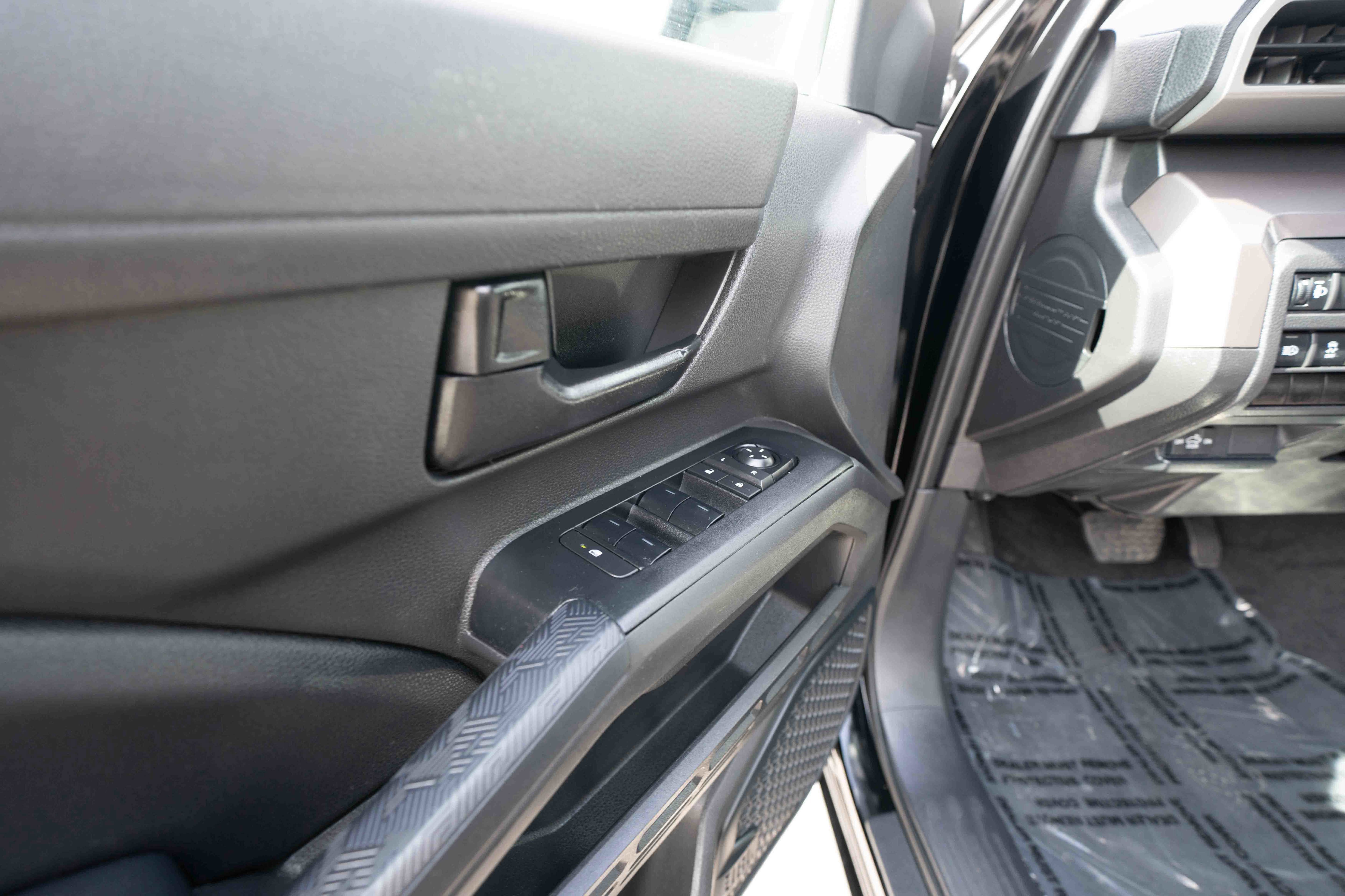 Used 2024 Toyota Tacoma SR5 image 7