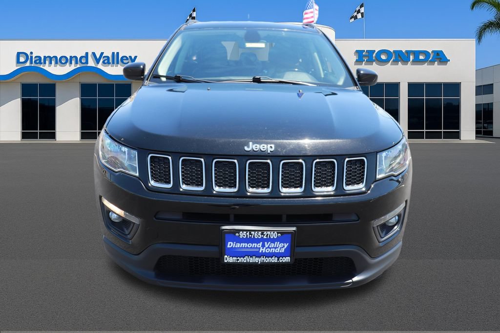 Used 2020 Jeep Compass Latitude FWD image 2