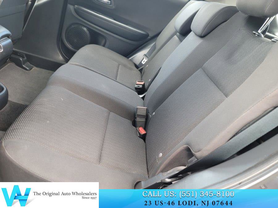 Used 2018 Honda HR-V LX image 10