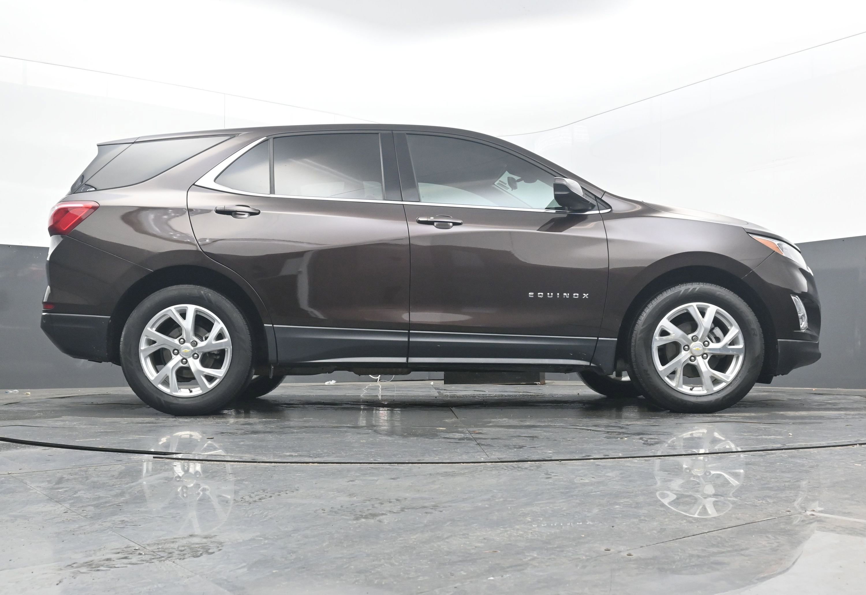 Used 2020 Chevrolet Equinox LT image 28