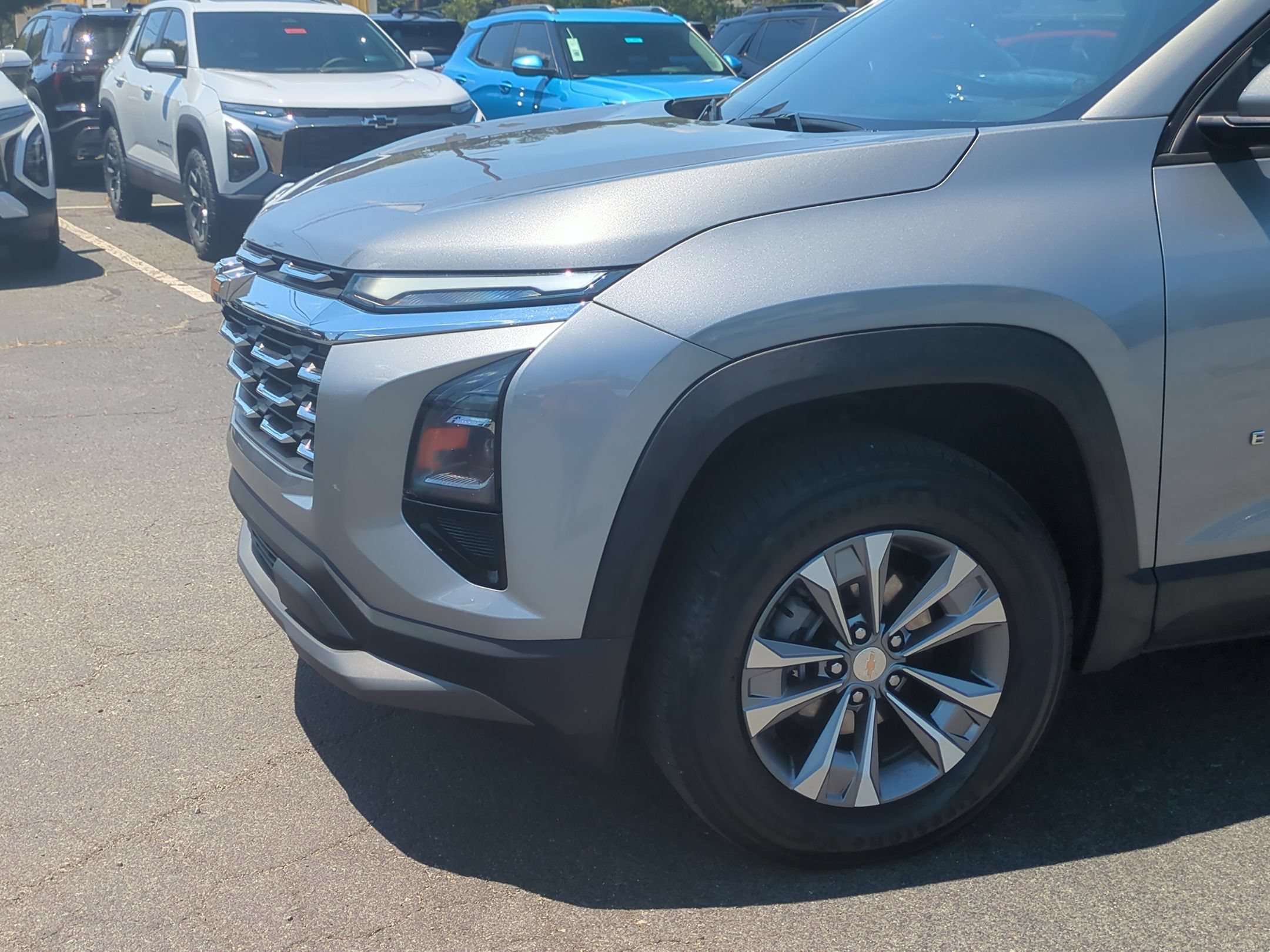 Used 2026 Chevrolet Equinox LT FWD image 10