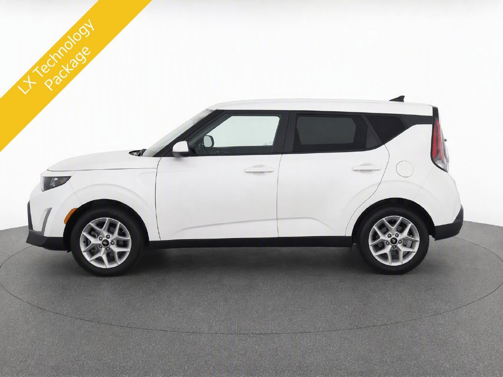 Certified 2025 Kia Soul LX w/ LX Technology Package FWD image 7