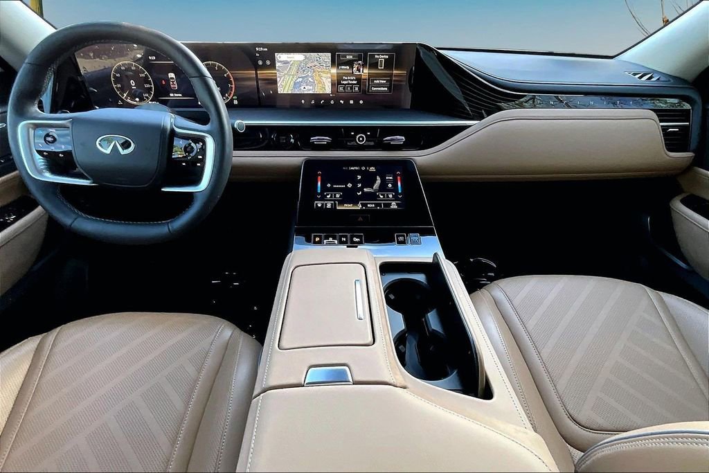 Used 2025 INFINITI QX80 Luxe image 16