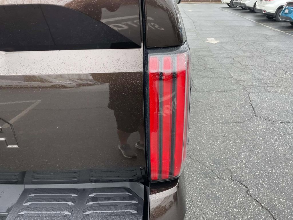 Used 2024 Toyota Tundra Limited image 18