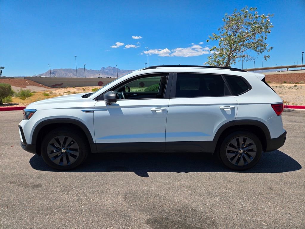 Certified 2023 Volkswagen Taos S FWD image 4