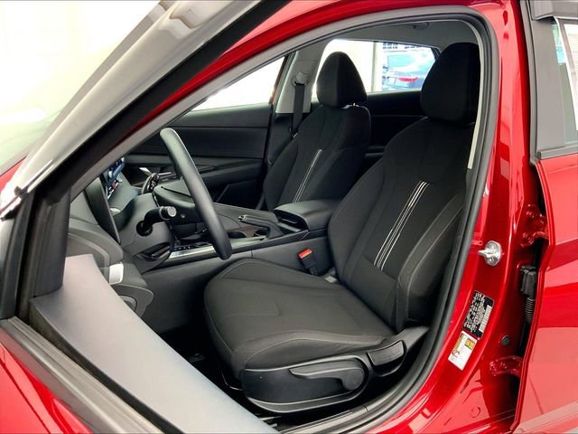 Used 2023 Hyundai Elantra SEL image 24