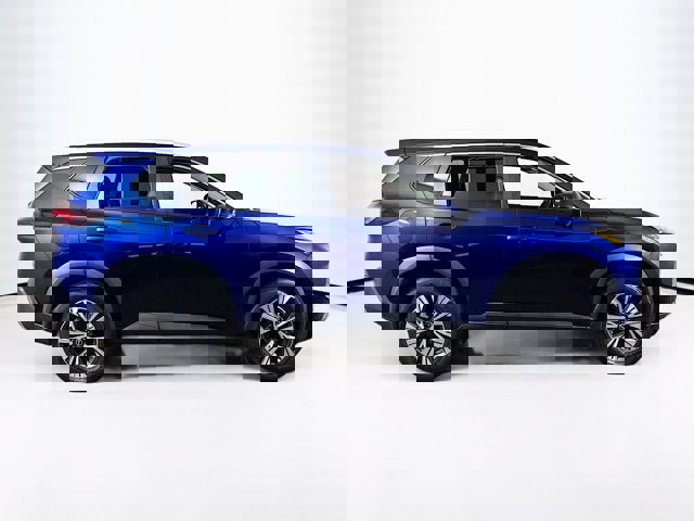 Certified 2023 Nissan Rogue SV w/ SV Premium Package image 4