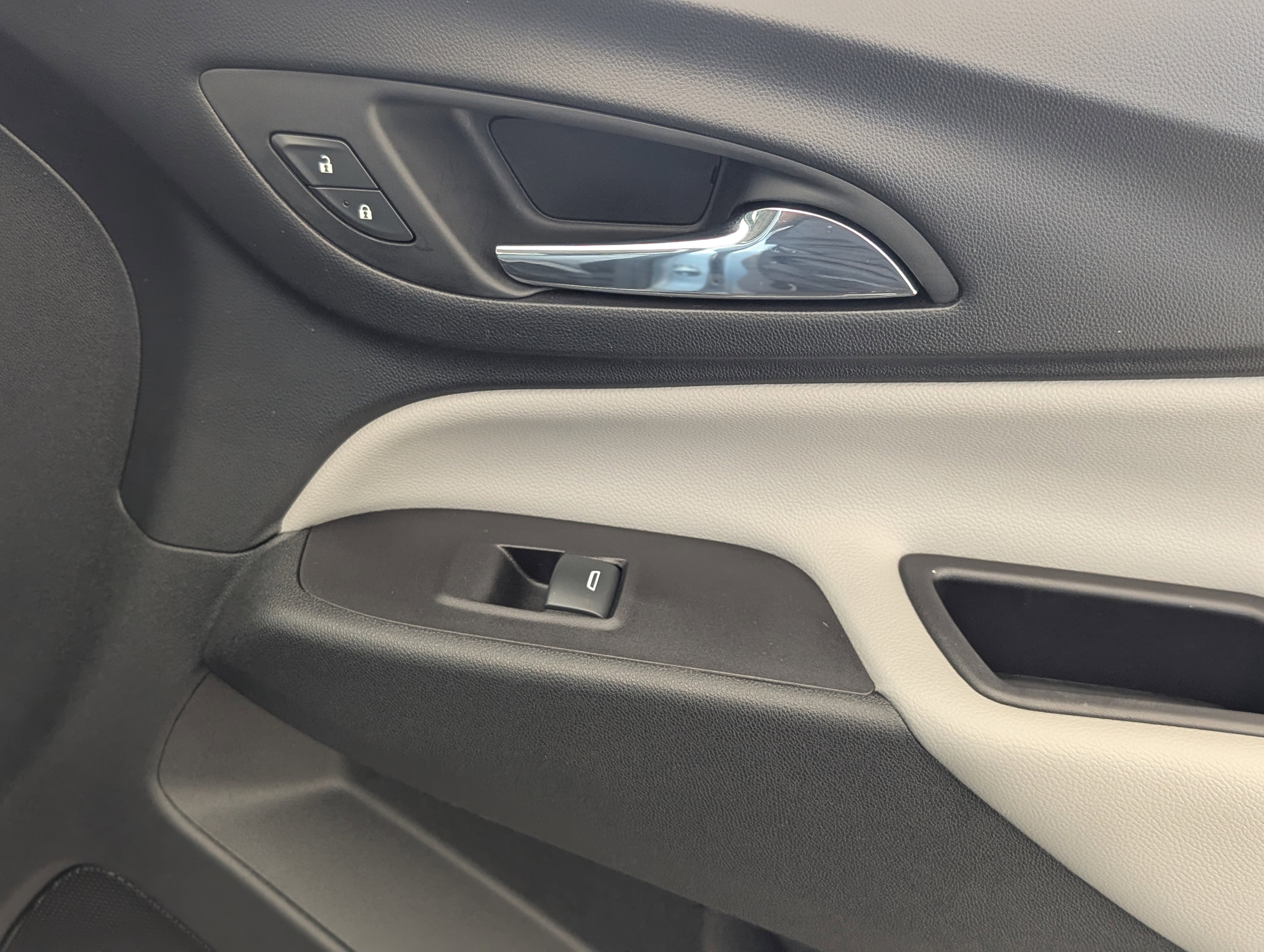 Used 2022 Chevrolet Equinox LT image 21