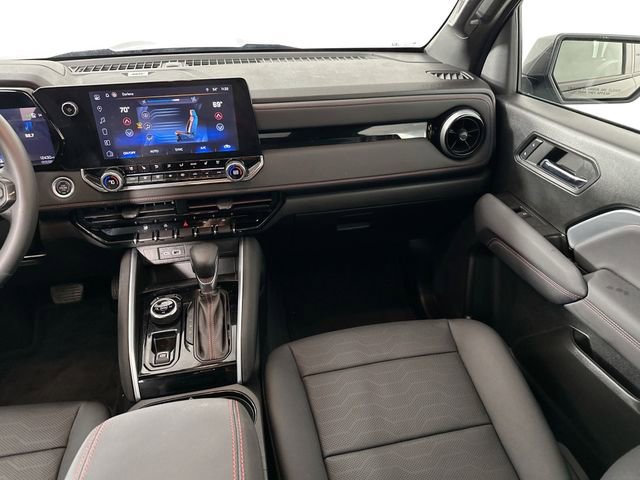 Used 2024 Chevrolet Colorado Z71 w/ Z71 Convenience Package 2 image 27