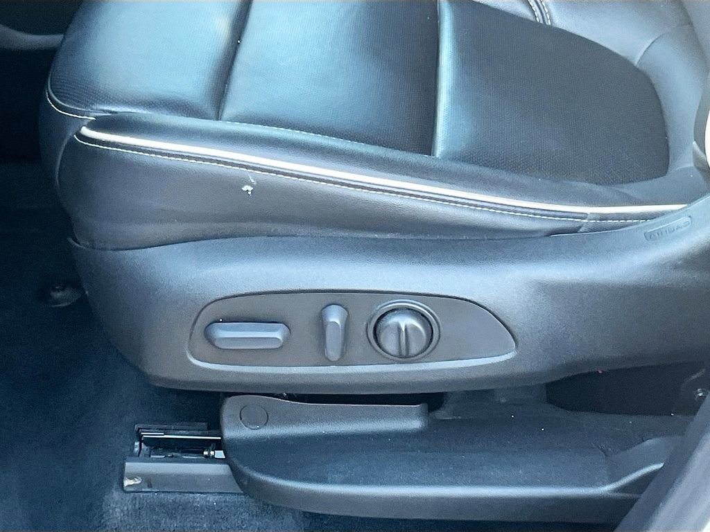 Used 2023 Chevrolet Traverse Premier w/ LPO, Floor Liner Package image 17