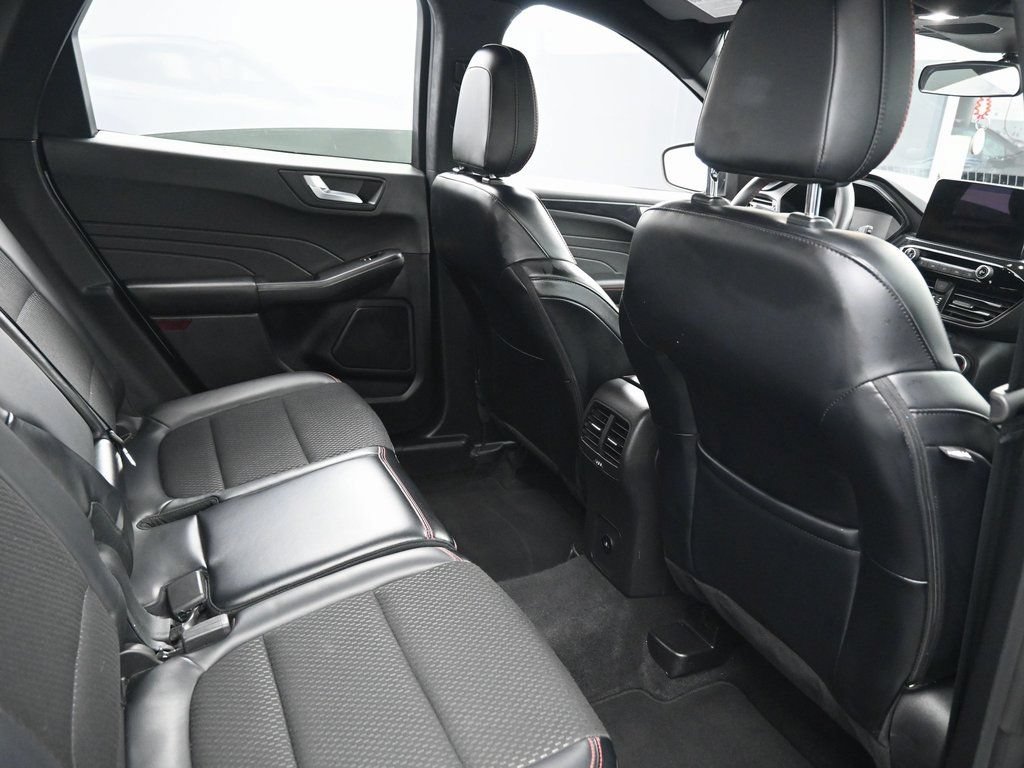 Used 2025 Ford Escape ST-Line AWD/4WD image 34