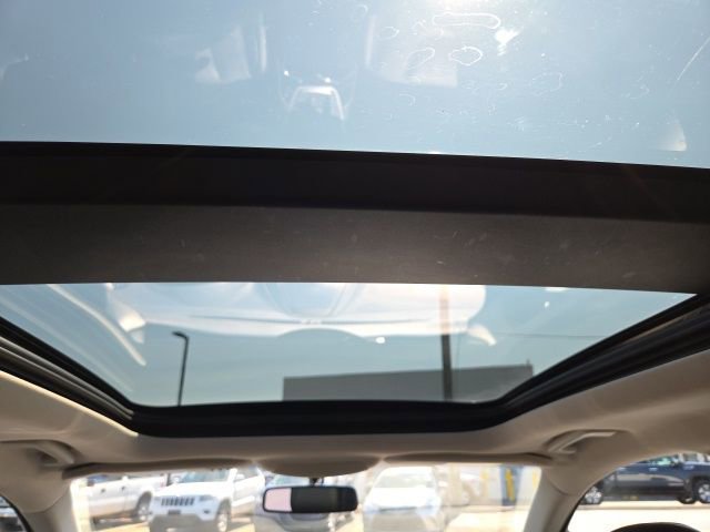 Used 2015 Ford Edge Titanium w/ Canadian Touring Package image 23