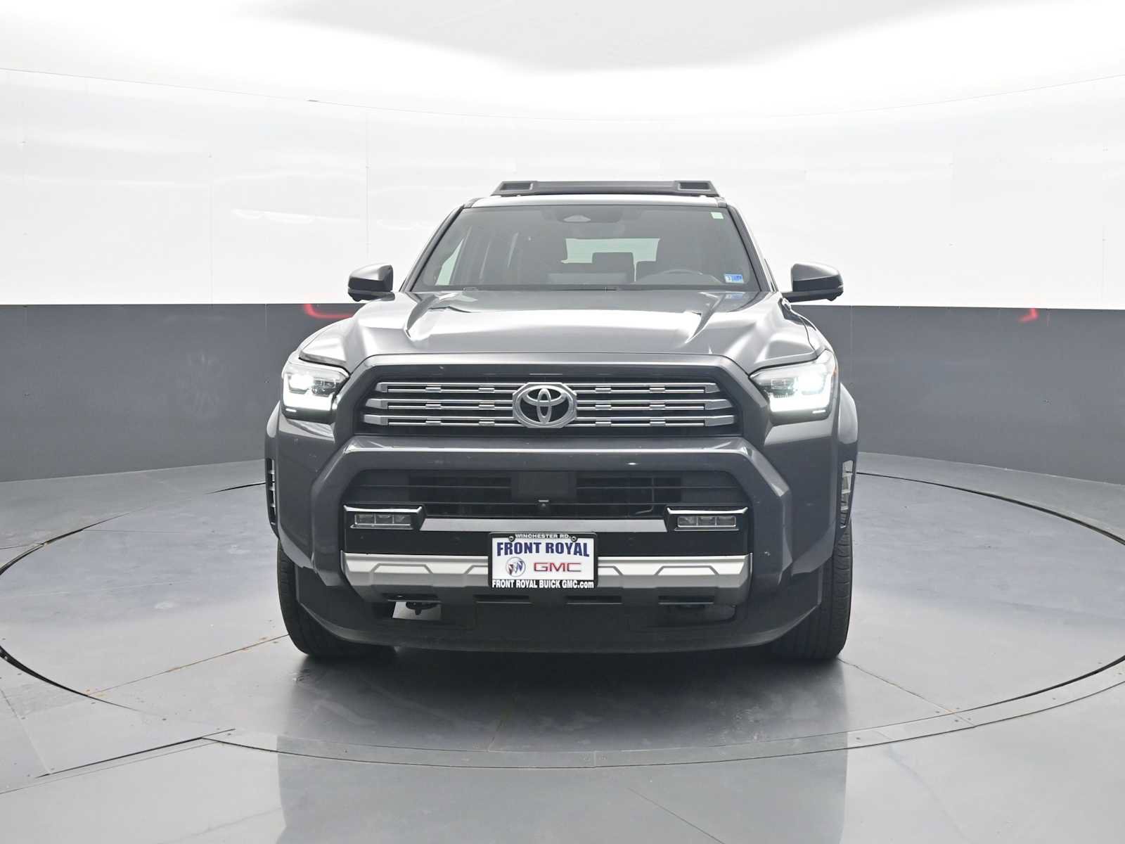 Used 2025 Toyota 4Runner Limited AWD/4WD image 3