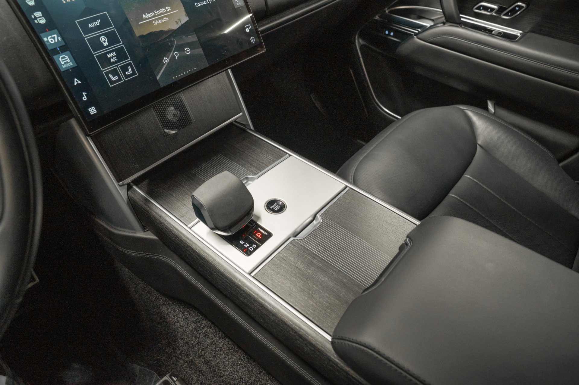 Used 2024 Land Rover Range Rover Autobiography image 34