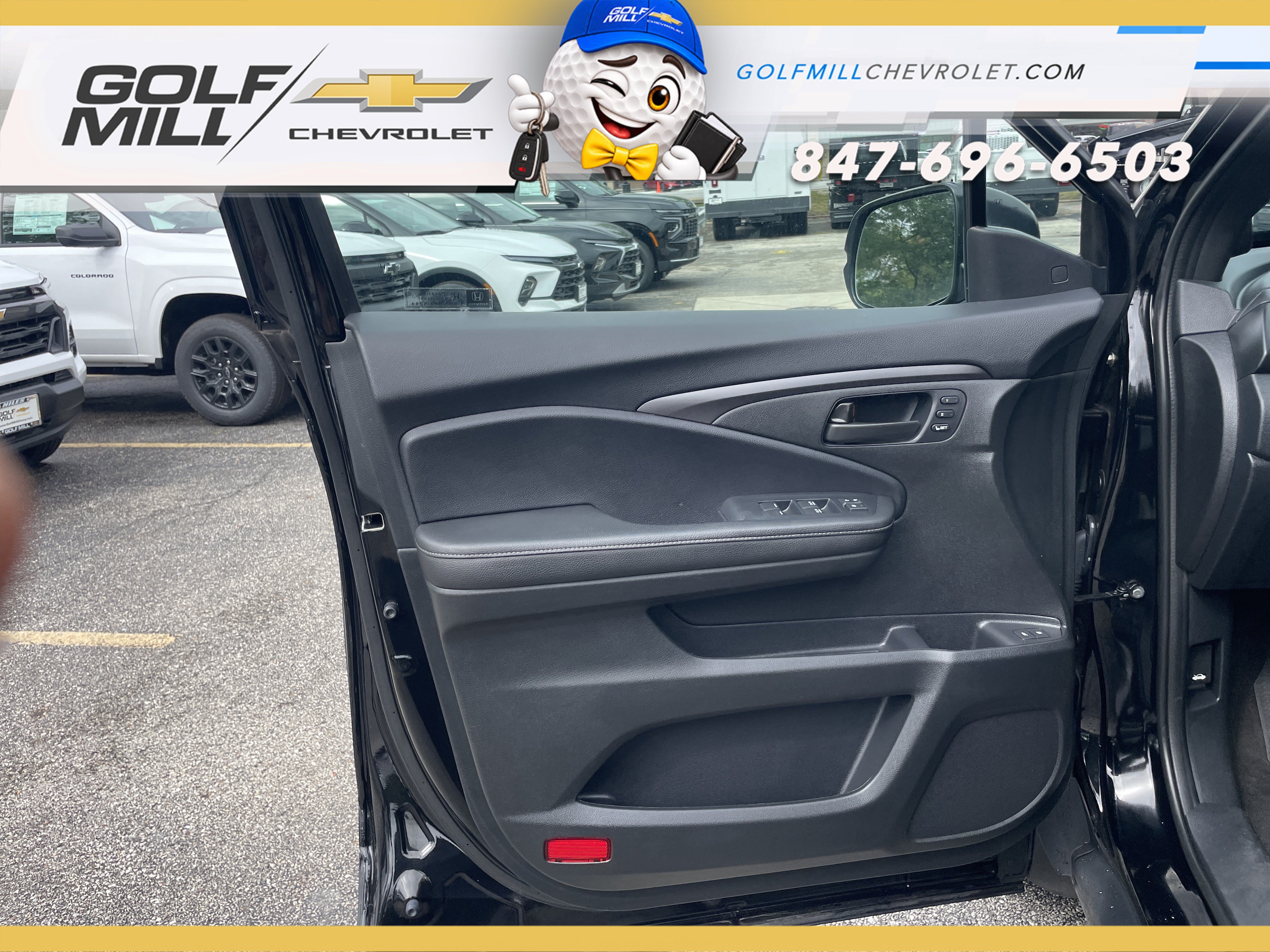 Used 2025 Honda Passport EX-L image 11