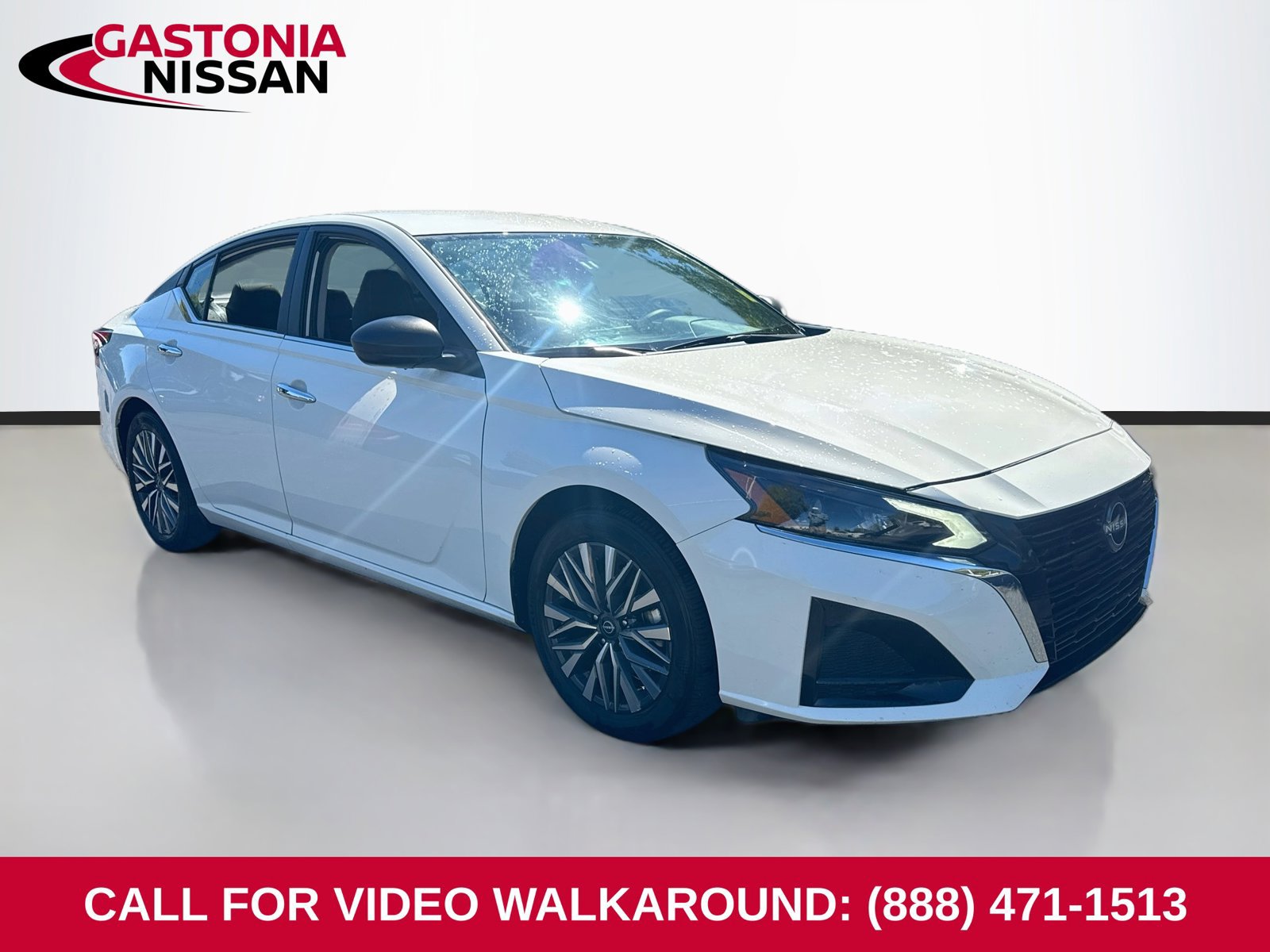 Used 2025 Nissan Altima 2.5 SV