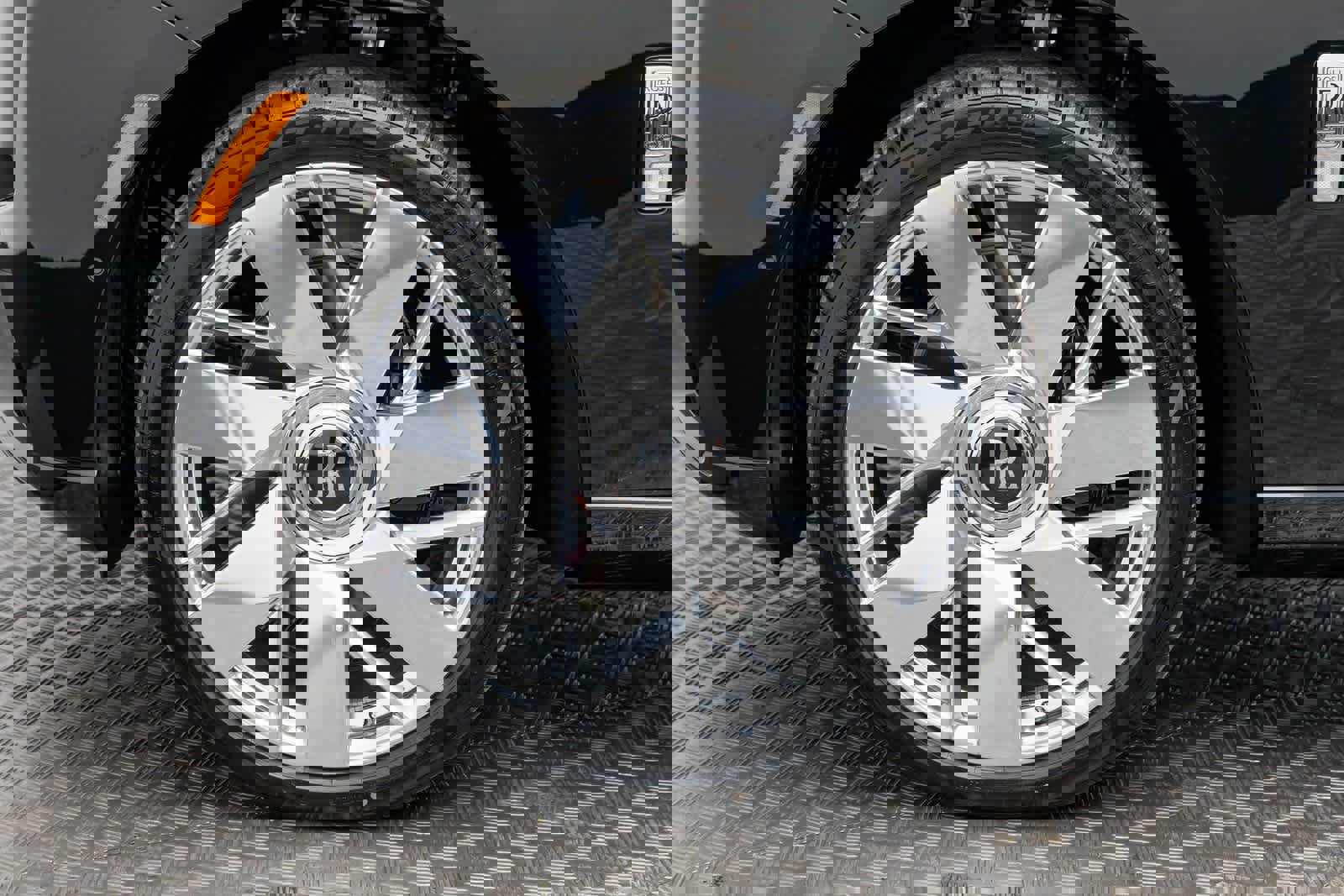 New 2026 Rolls-Royce Cullinan image 44