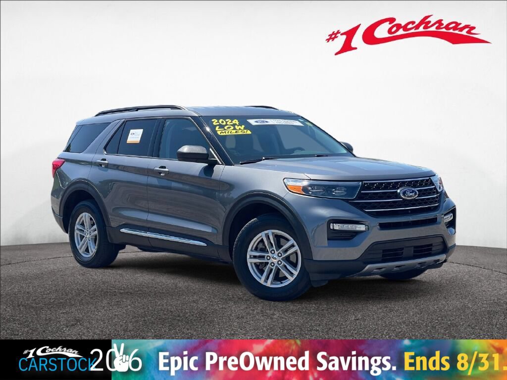 Certified 2024 Ford Explorer XLT w/ Equipment Group 202A AWD/4WD image 1