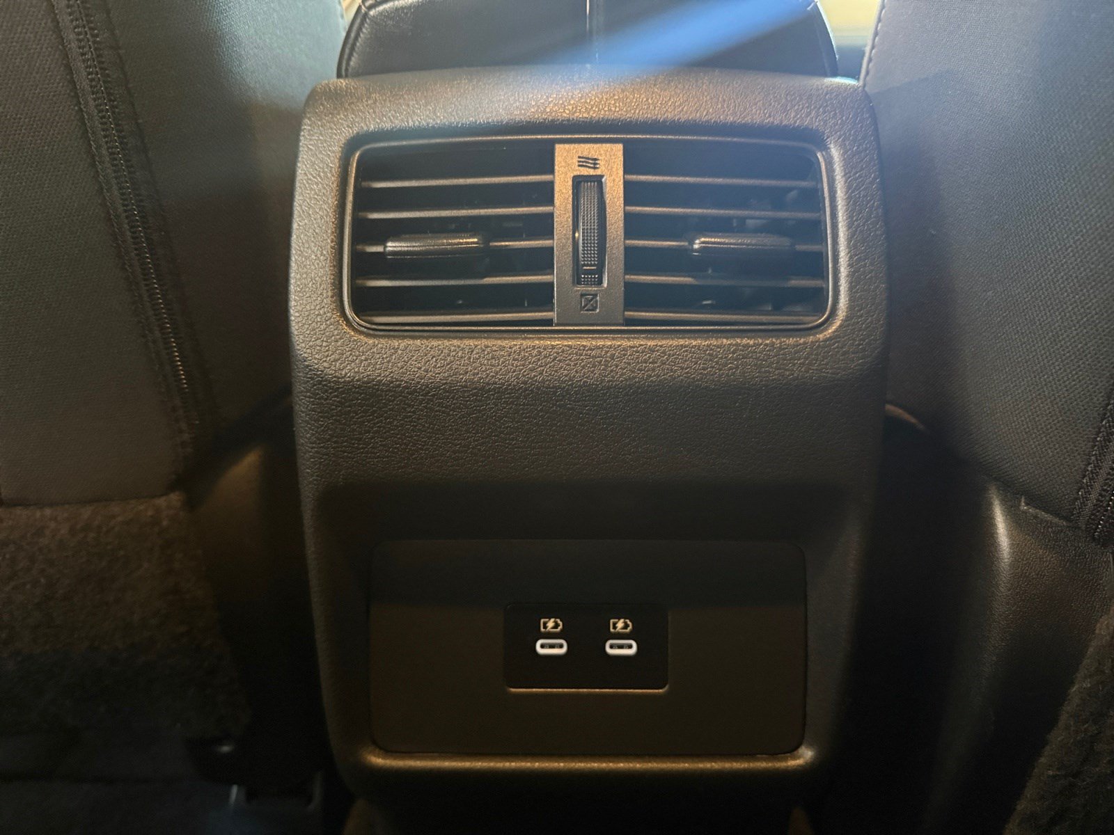 Used 2025 Nissan Rogue SV AWD/4WD image 28