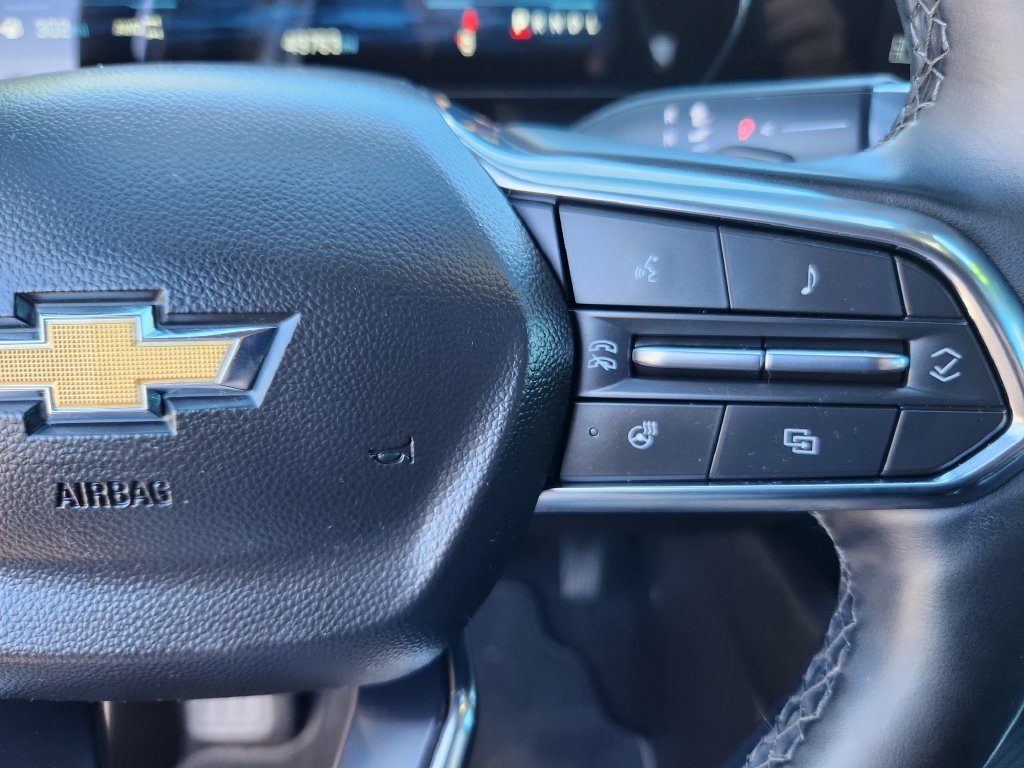 Used 2025 Chevrolet Equinox LT AWD/4WD image 30