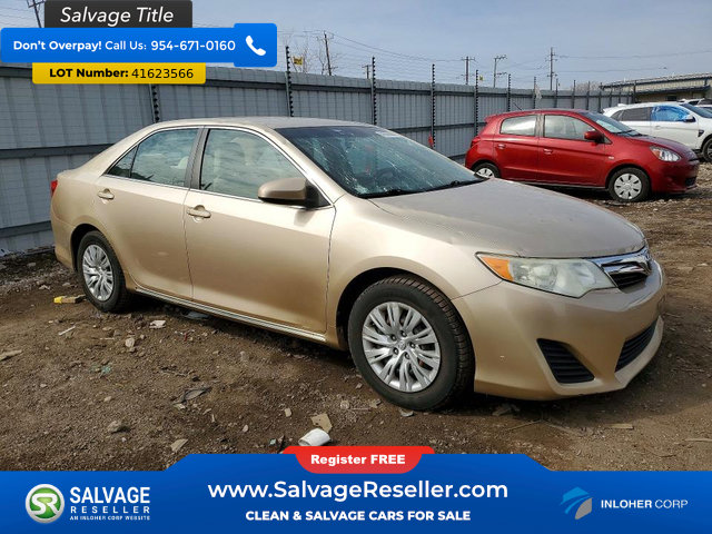 Used 2012 Toyota Camry LE image 4