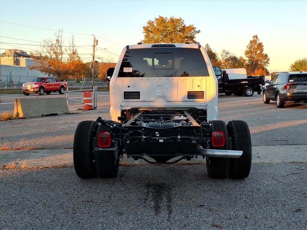 New 2026 Ford F350 XL w/ XL Chrome Package image 6