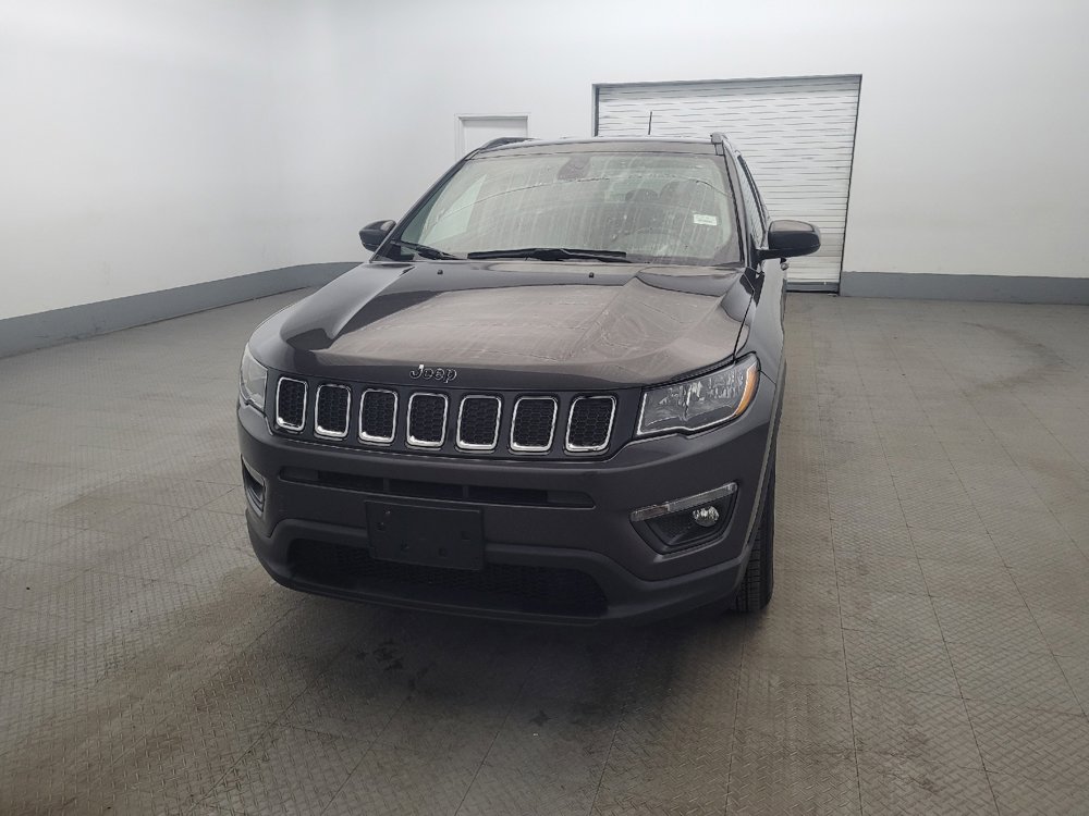 Used 2019 Jeep Compass Latitude w/ Cold Weather Group AWD/4WD image 15