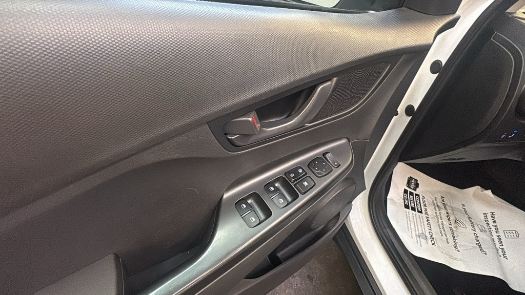 Used 2019 Hyundai Kona SEL AWD/4WD image 11