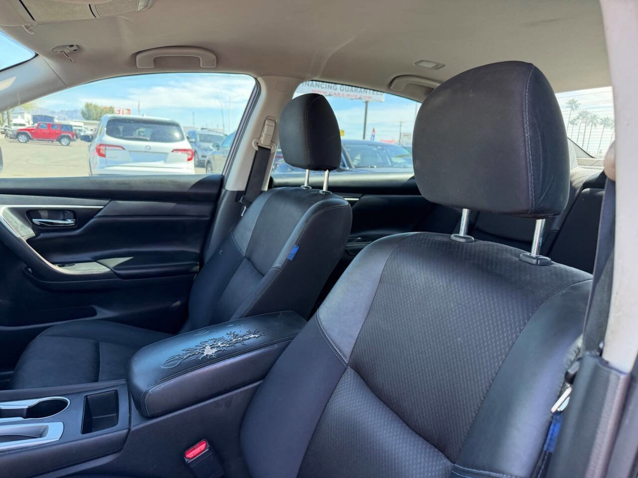 Used 2016 Nissan Altima 2.5 SR w/ LED Appearance Package image 21