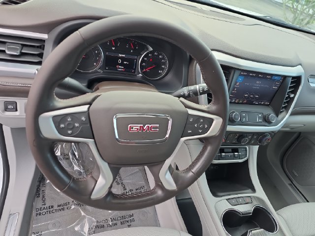 Certified 2023 GMC Acadia SLT FWD image 18