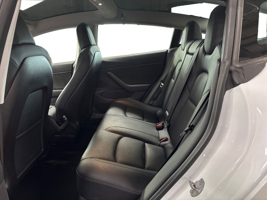 Used 2020 Tesla Model 3 Long Range image 10