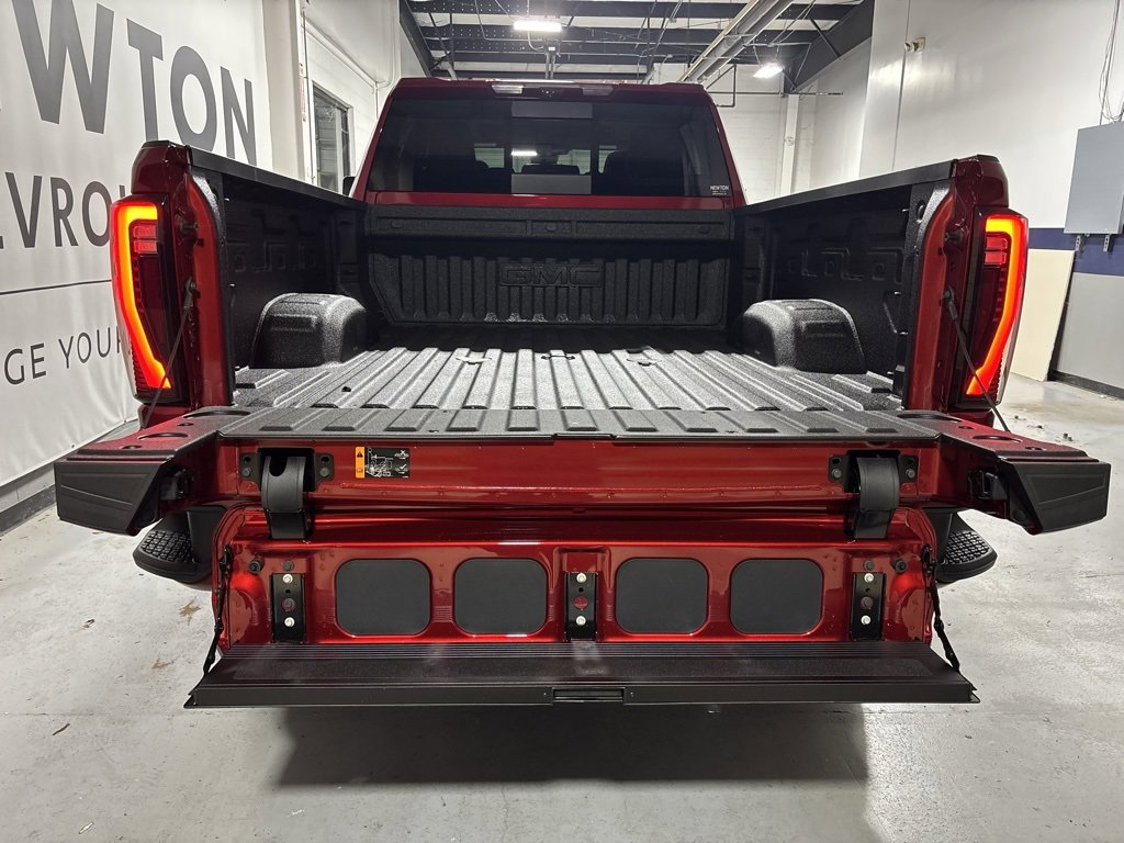 New 2026 GMC Sierra 2500 AT4 w/ AT4 Premium Plus Package image 32