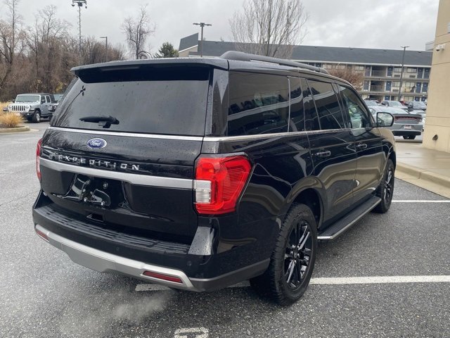 Used 2023 Ford Expedition XLT image 8