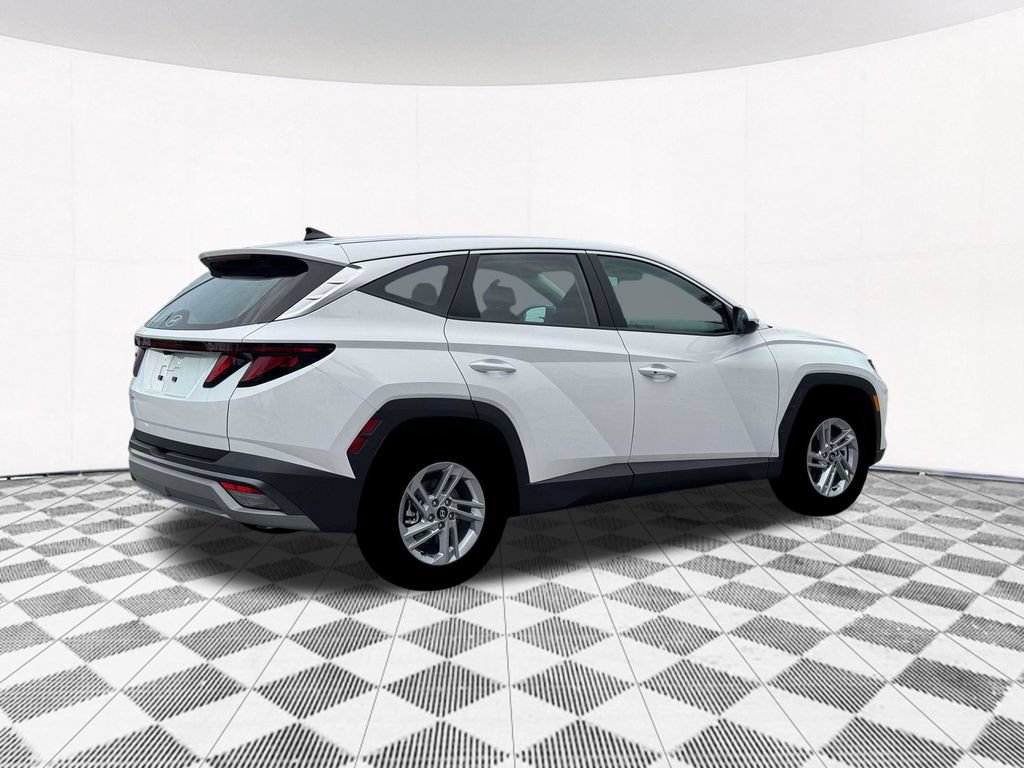 New 2026 Hyundai Tucson SE FWD image 12