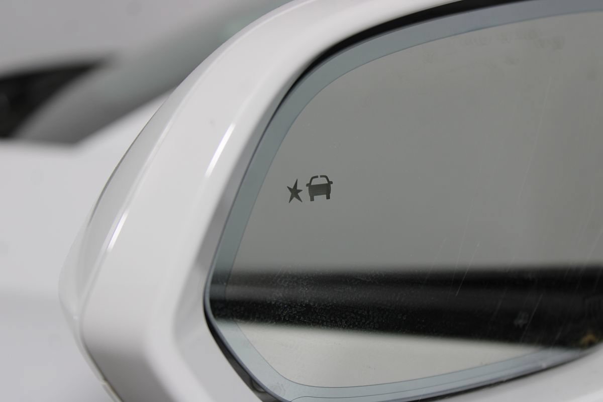 Used 2024 Chevrolet Blazer EV LT AWD/4WD image 7