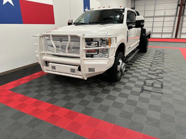 Used 2017 Ford F350 Lariat w/ FX4 Off-Road Package image 4