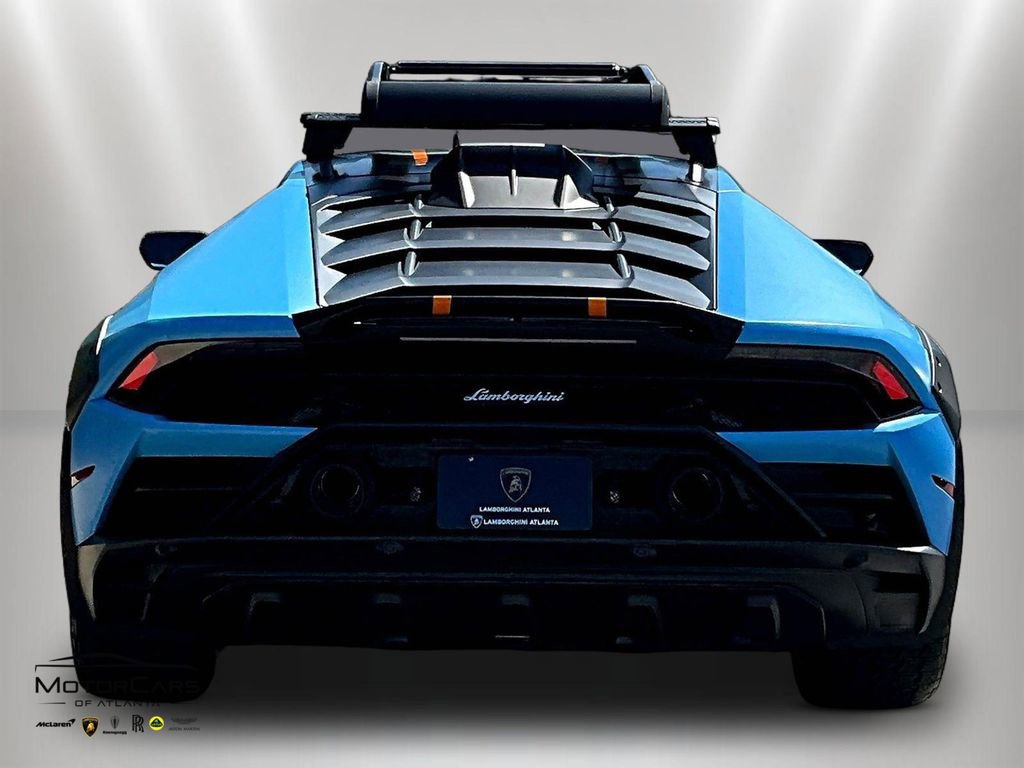 Used 2024 Lamborghini Huracan Sterrato image 4